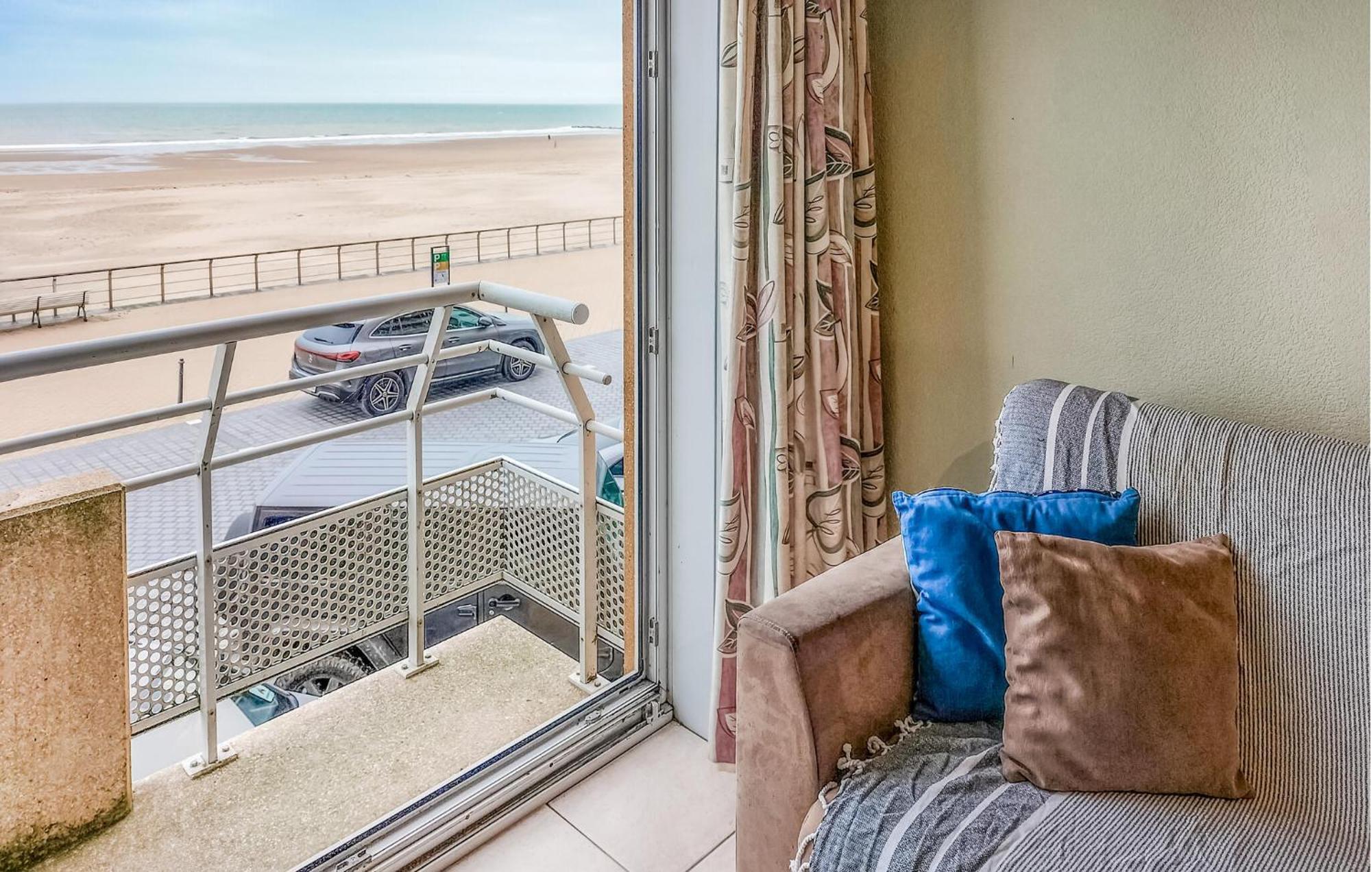 Awesome Apartment In Oostende With House Sea View Exteriér fotografie