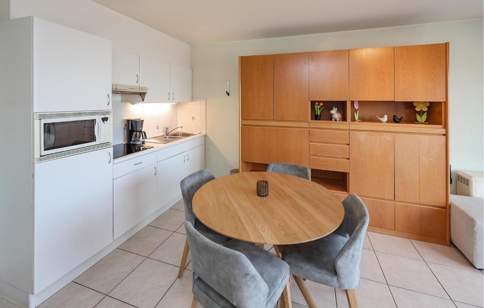Awesome Apartment In Oostende With House Sea View Exteriér fotografie