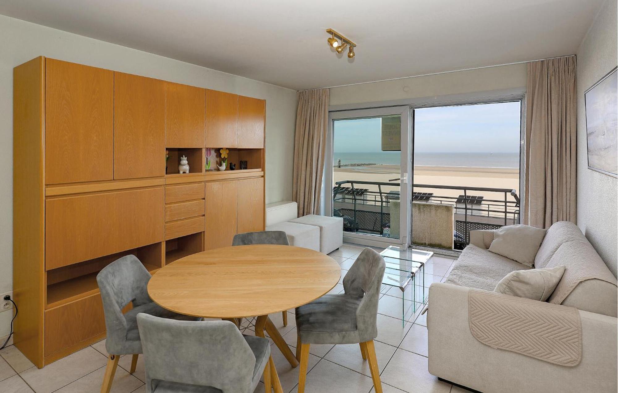 Awesome Apartment In Oostende With House Sea View Exteriér fotografie