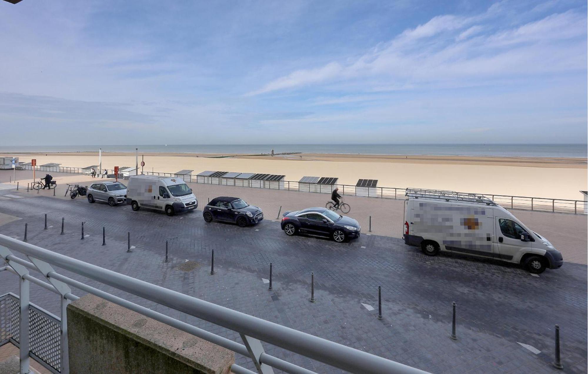 Awesome Apartment In Oostende With House Sea View Exteriér fotografie